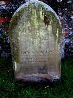 Harriet Willis and Edith Turton headstone ©fnrc